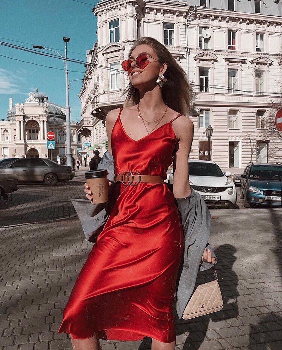 Stylish and elegant outfit is part of your brand new summer look headline